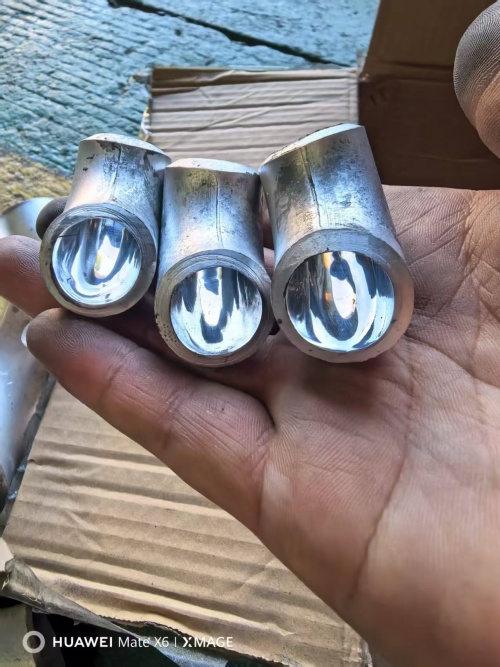 铝弯管抛光4.jpg